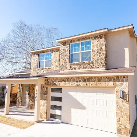 Luxurious 3Br Heartfelt Space In Dallas